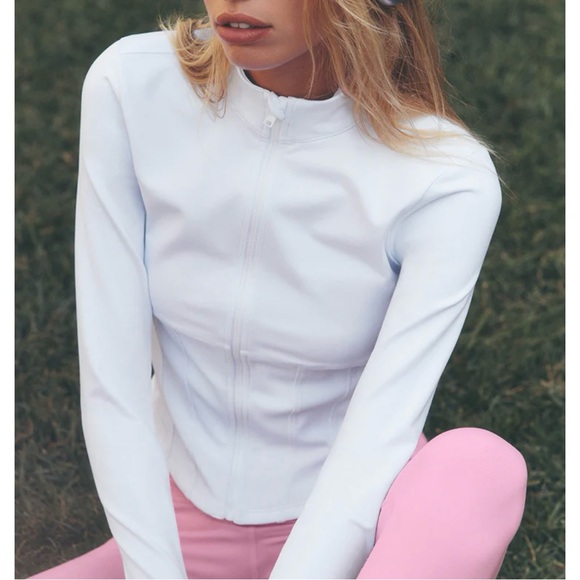 Alo Yoga Airbrush Corset Full Zip Jacket in White size XS - Picture 9 of 9